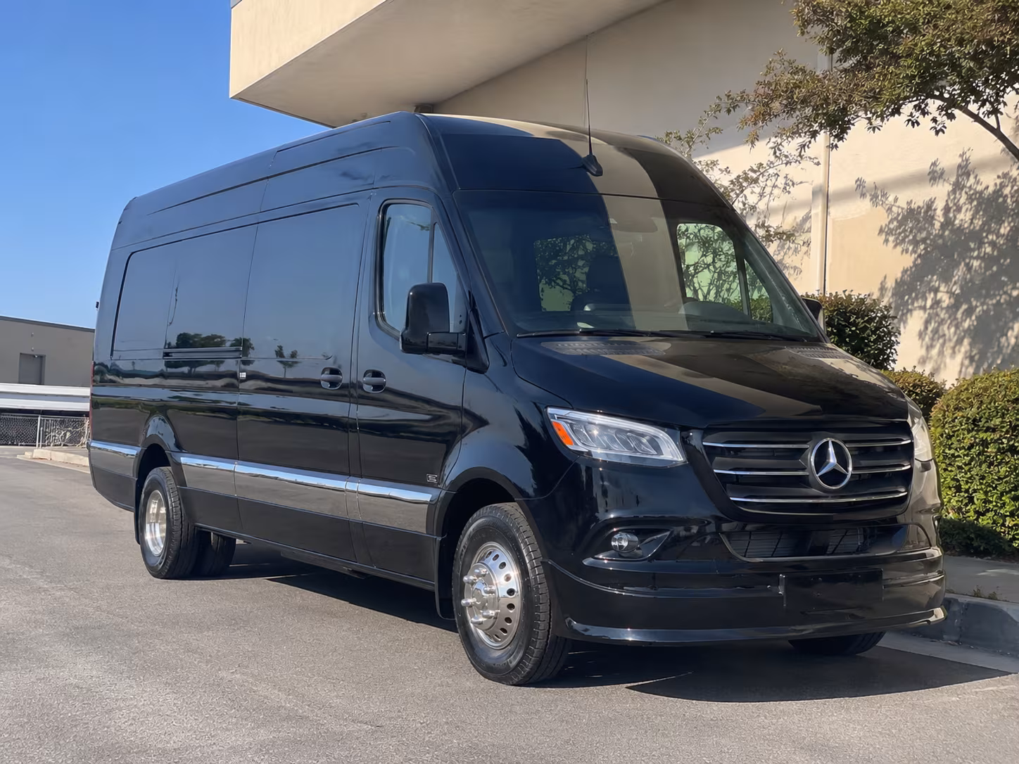 bus rental options for huntington beach trips