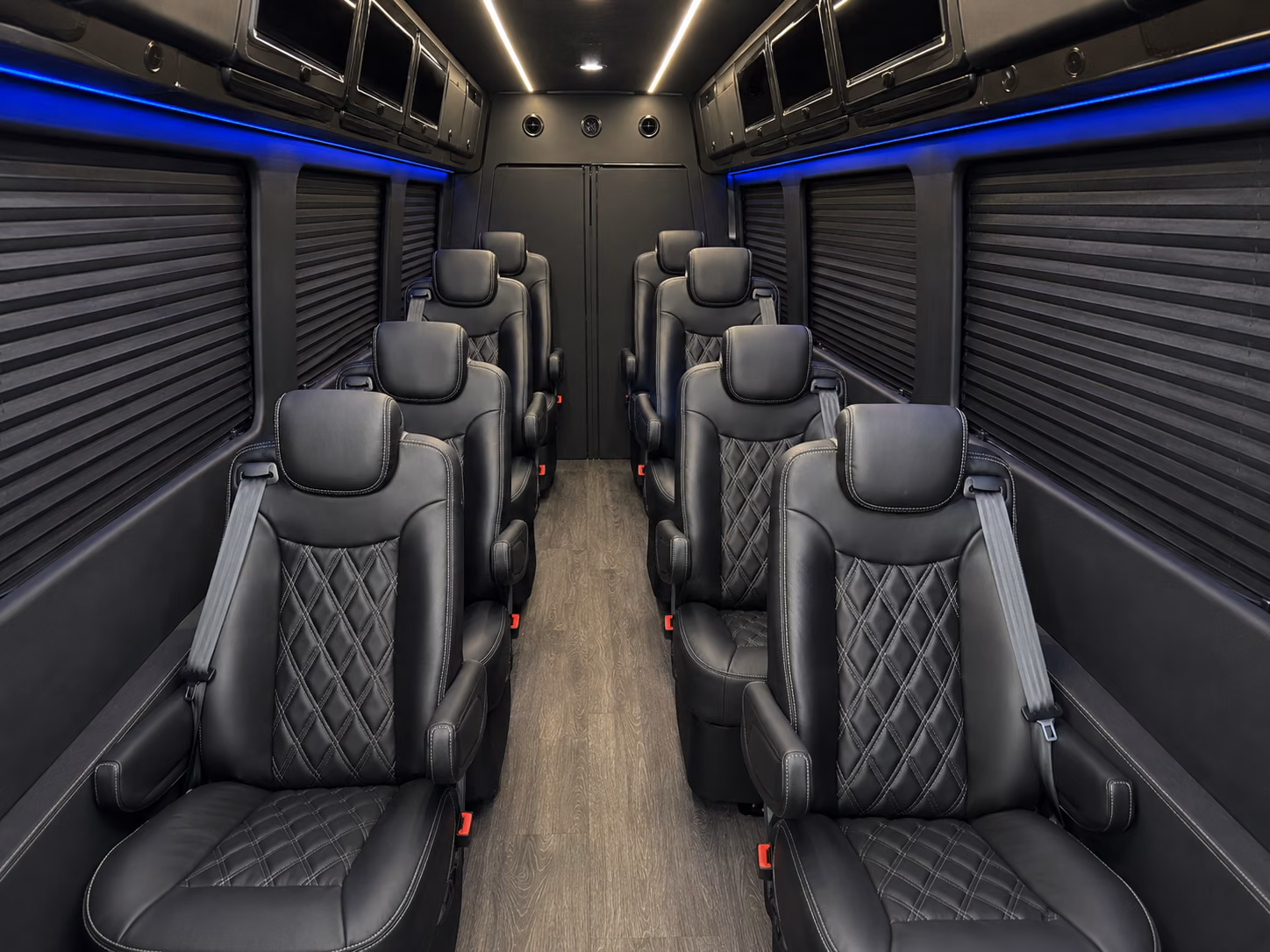 find the perfect transportation for your next airport transfer 1