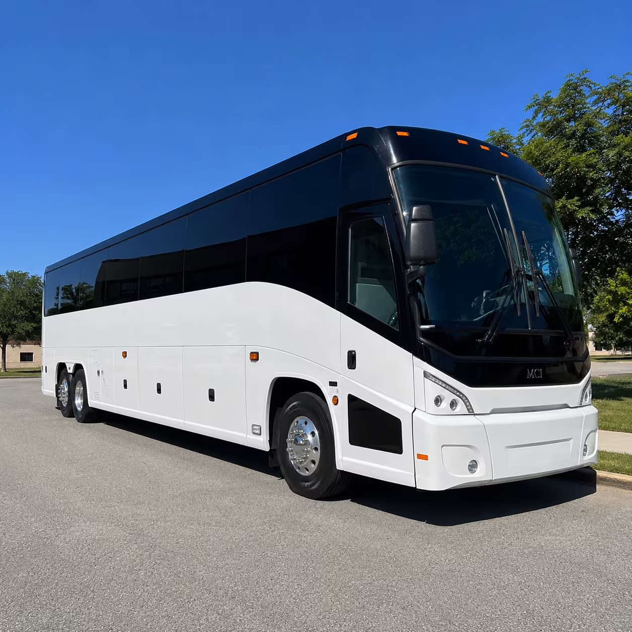 huntington beach 40 passenger charter bus